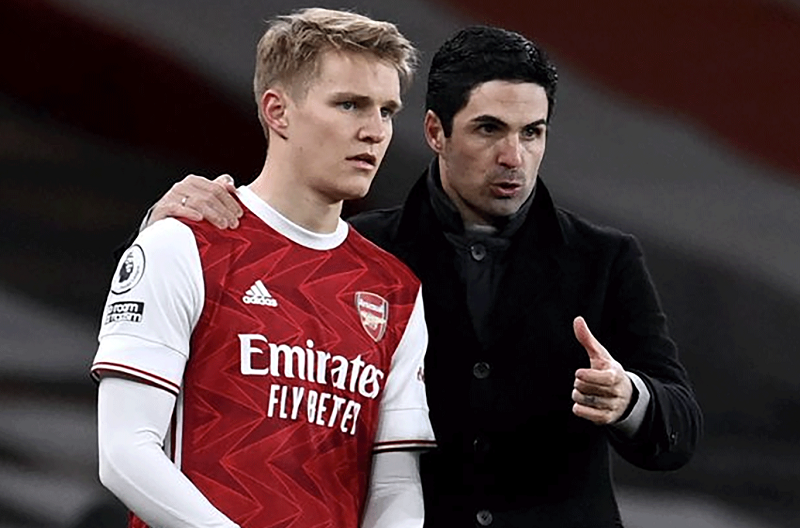 arsenal-nghien-nat-ipswich-martin-odegaard-tro-lai-voi-dien-mao-nhac-truong